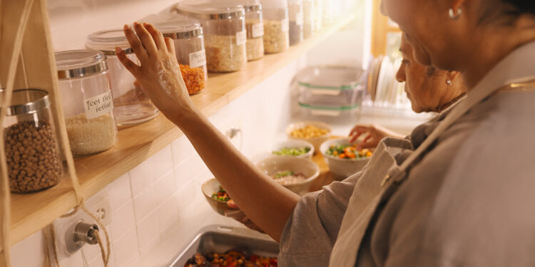 Smart Pantry Strategies for Faster Home Cooking