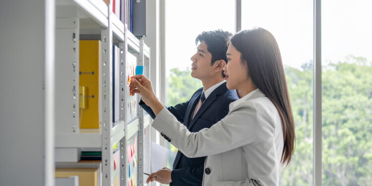 Tagging and Metadata Strategies for Financial Document Retrieval